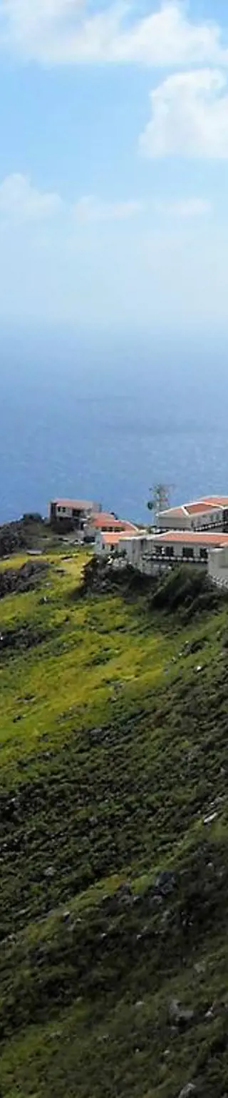 Kombiniere Tauchen mit Wandern auf Saba